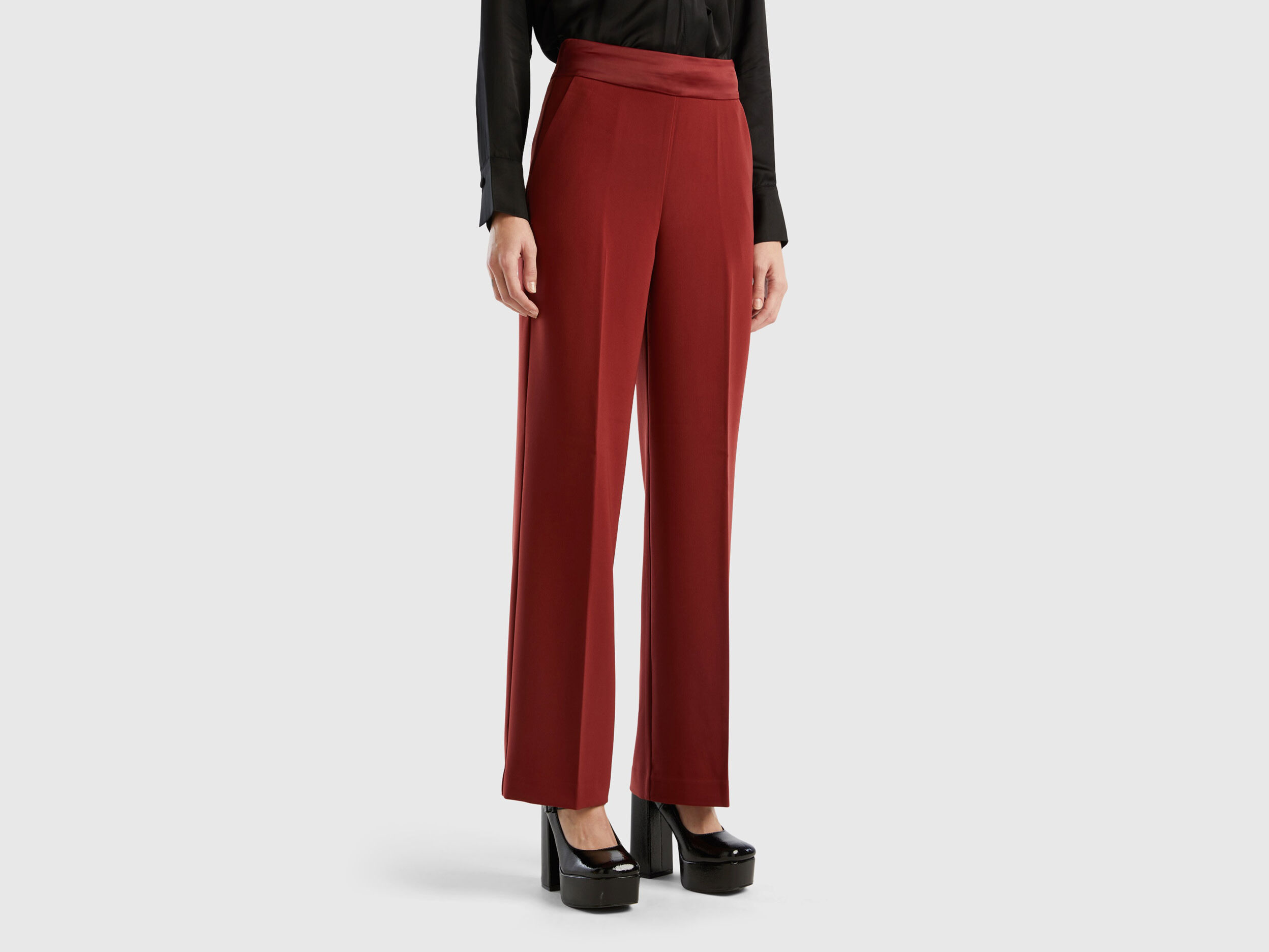 Pantalon de sales raso mujer