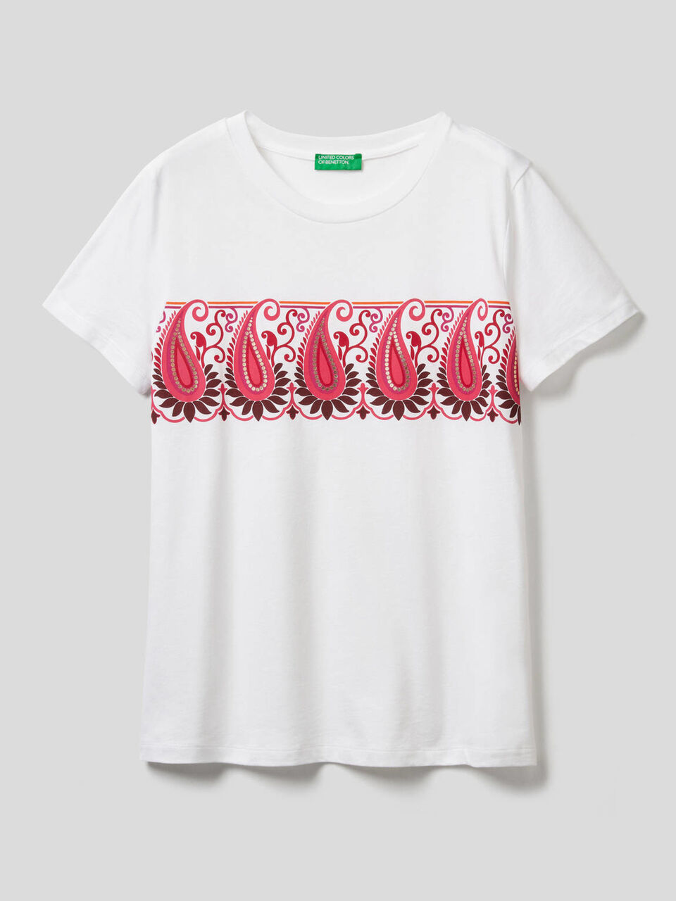 Camiseta con banda estampada image number 1