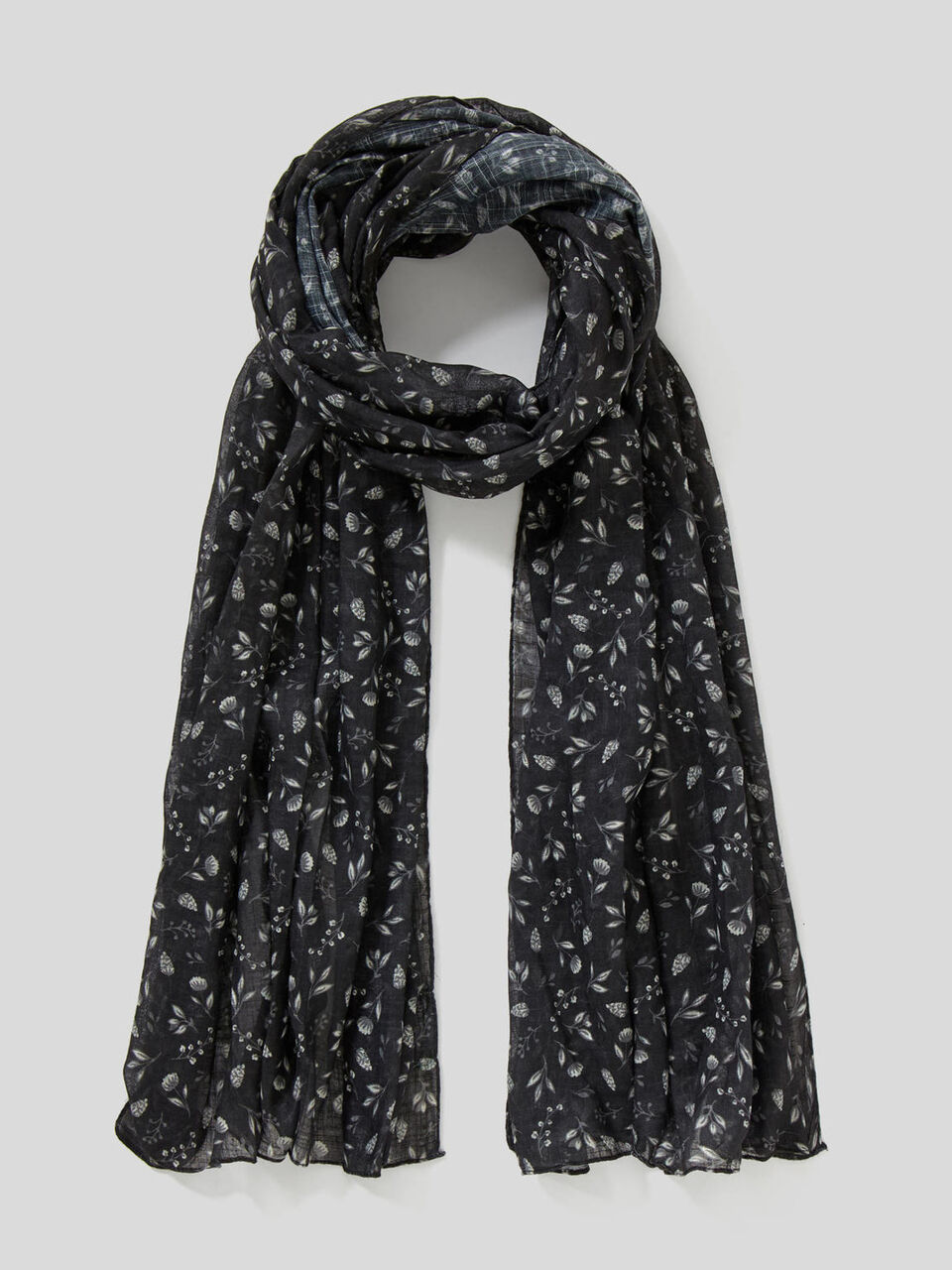 Bufanda con estampado image number 1