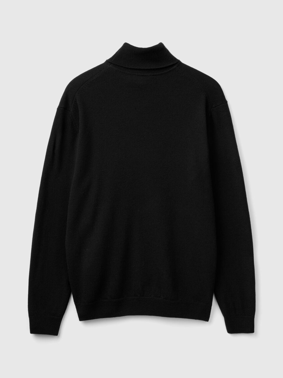 TURTLE NECK SWEATER Hombre image number null