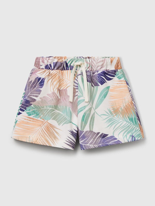 Shorts con estampado tropical Niña