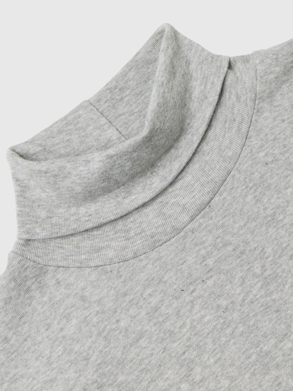 TURTLE NECK SWEATER Mujer image number null