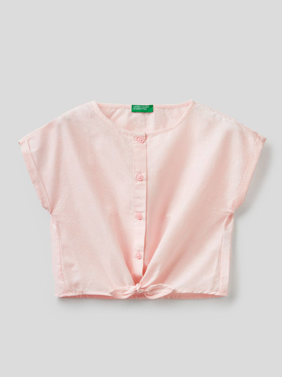 Blusa cropped con nudo image number 1