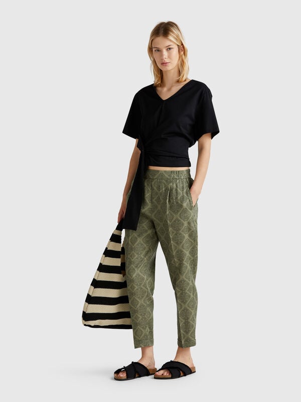 Pantalón lino estampado Mujer