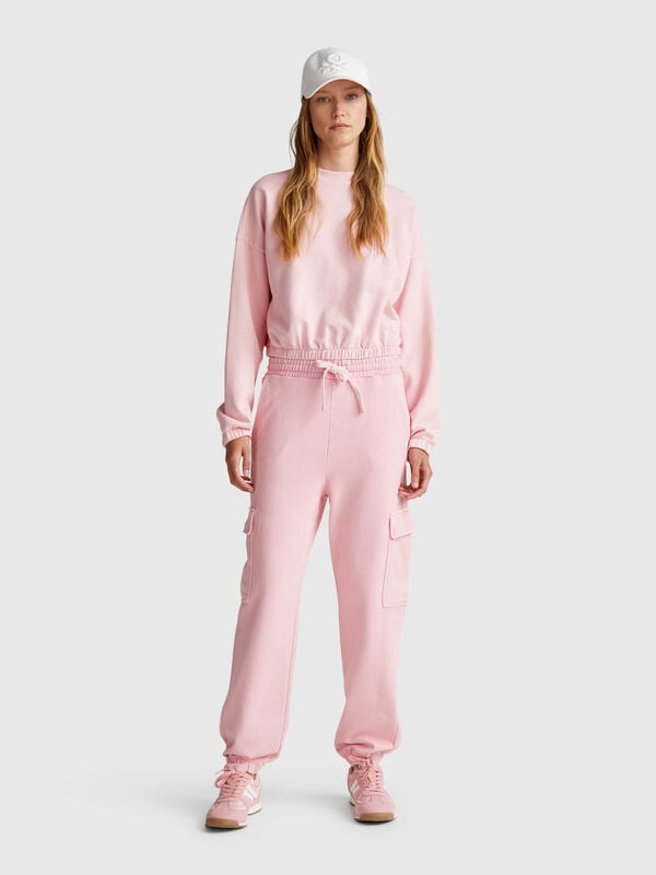 Pantalón cargo tipo sudadera Mujer