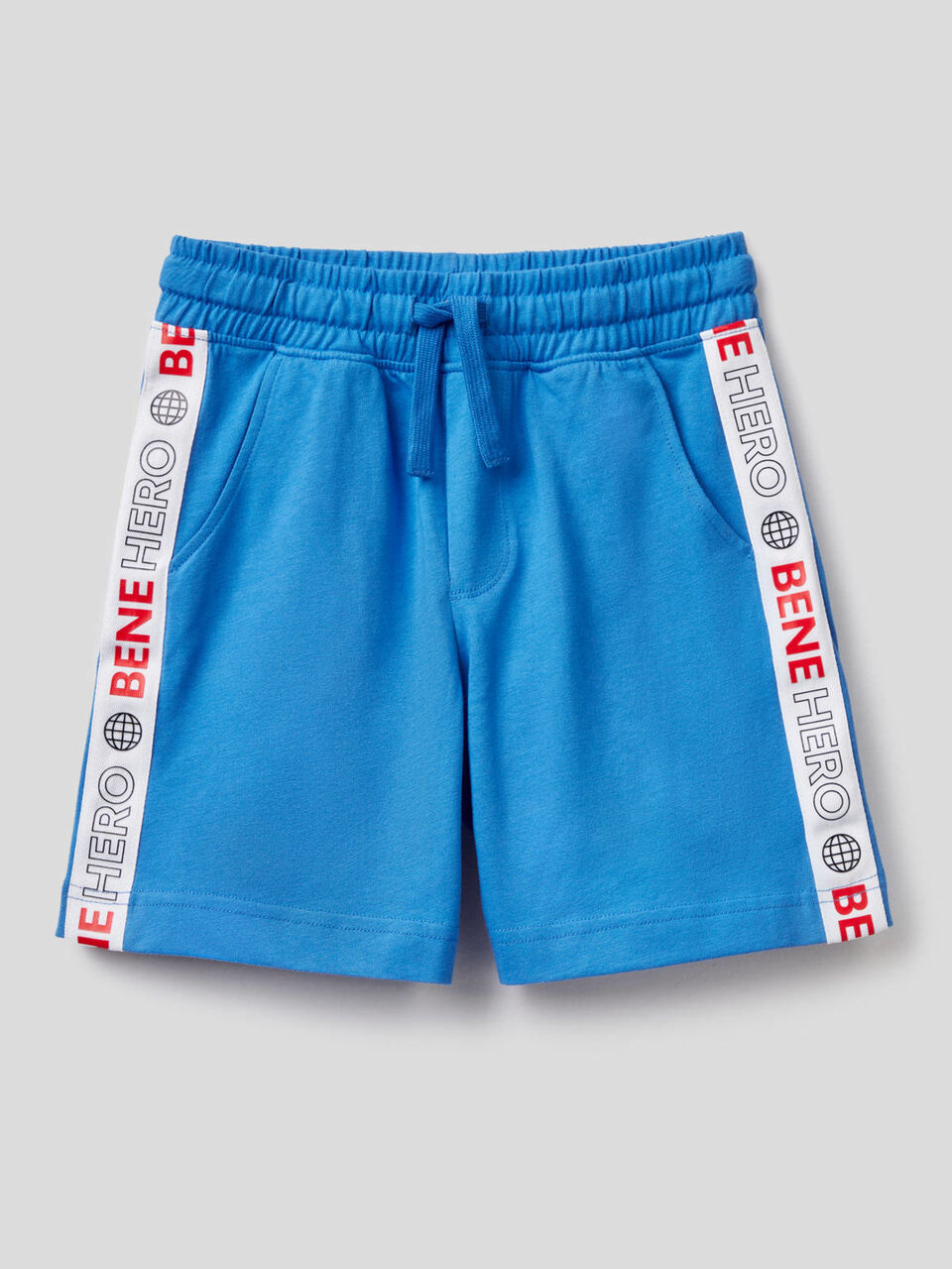 Bermudas con banda lateral image number 1