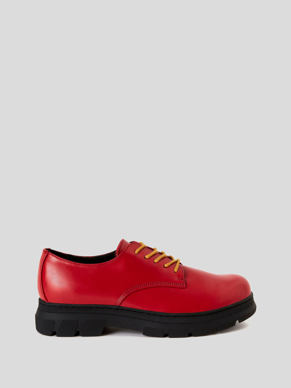 Zapatos derby con cordones dobles image number 1
