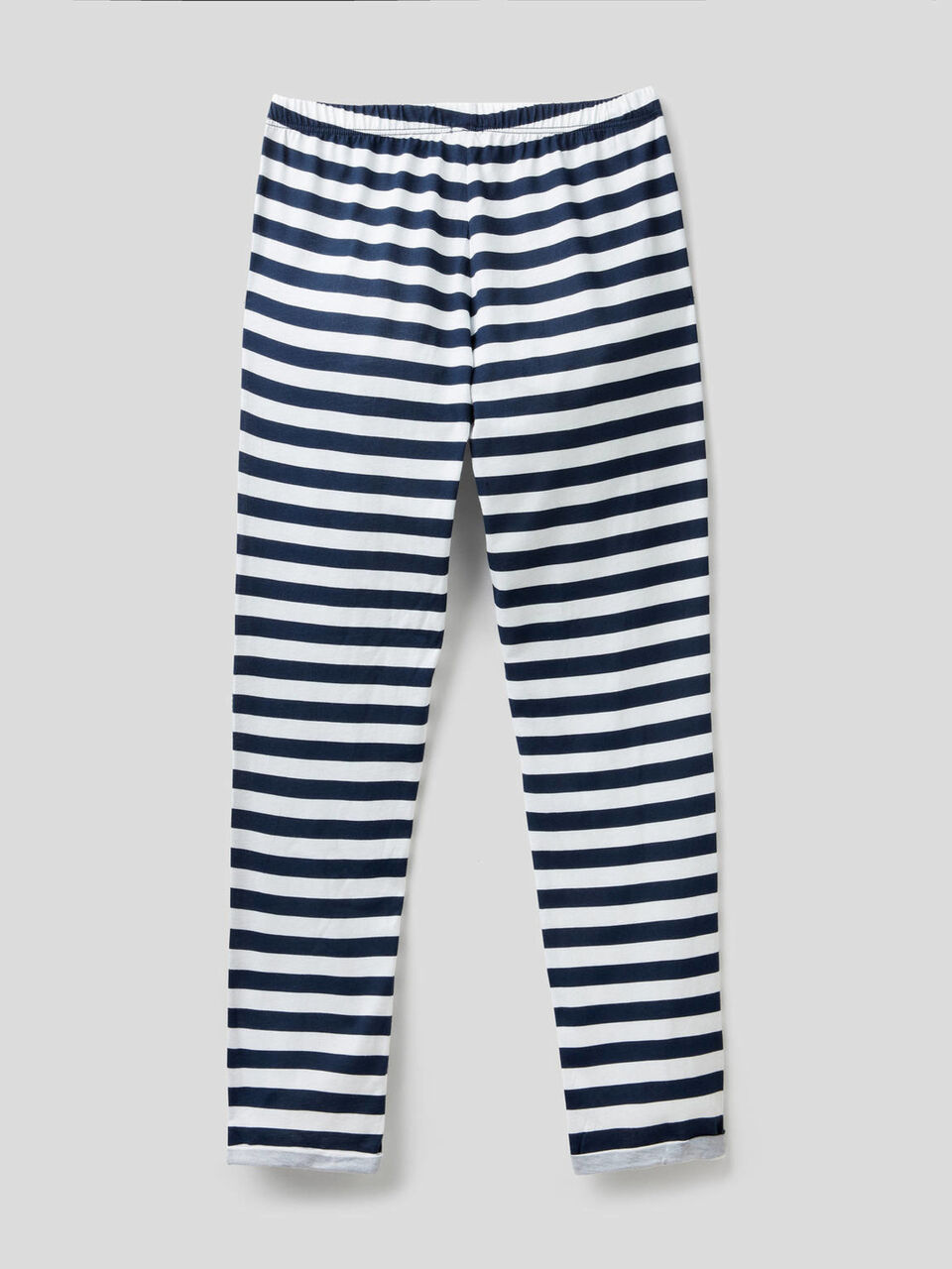 Pantalón estampado image number 2