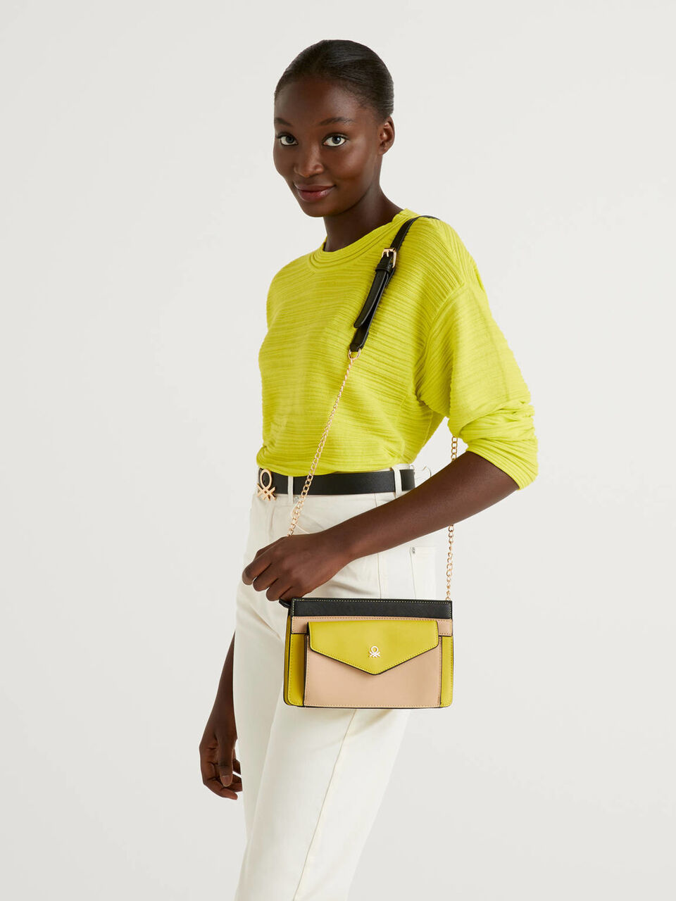 Bolso con bandolera image number 2