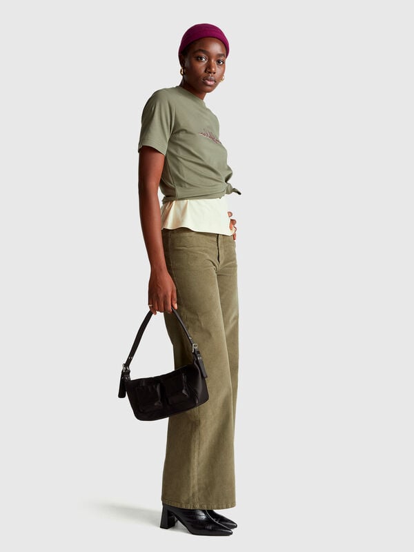 Pantalón wide fit de pana Pantalón wide fit de pana Mujer