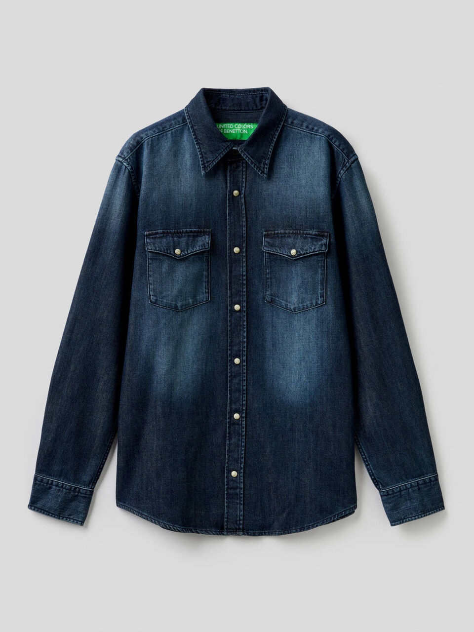 Camisa en denim de 100% algodón image number 1
