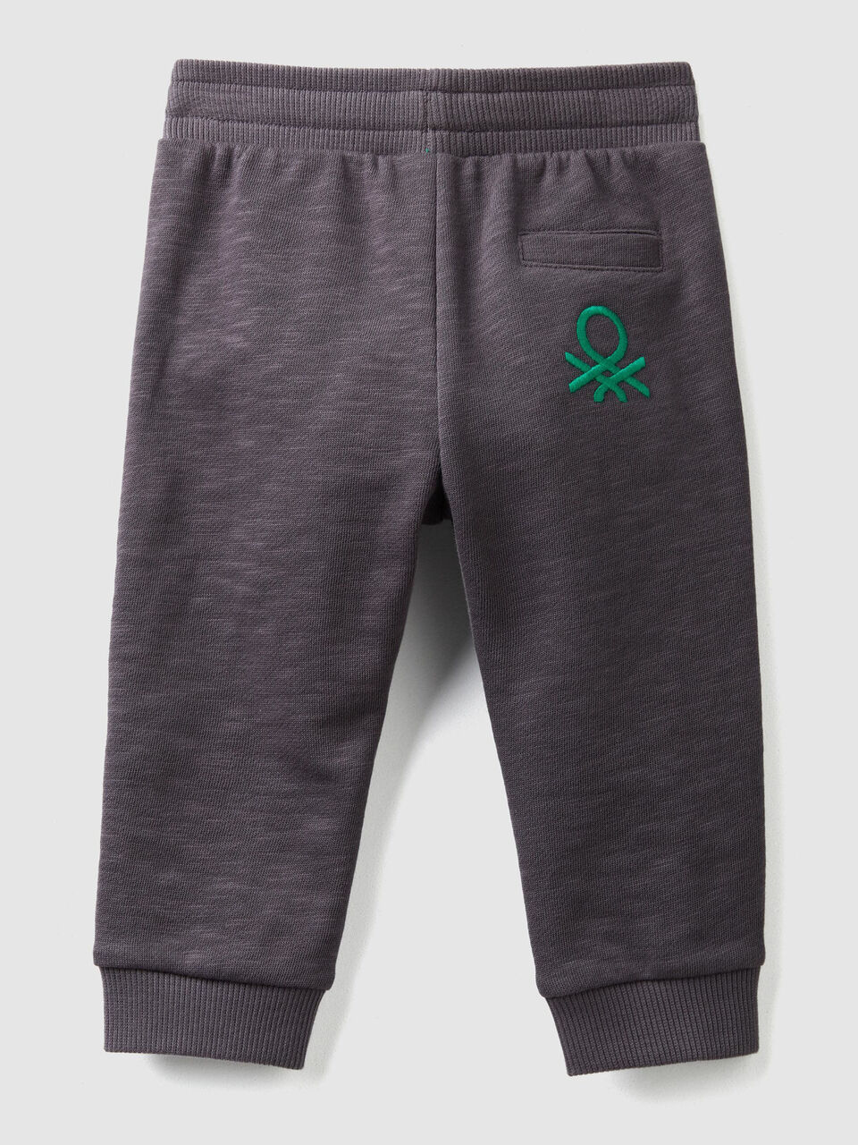 Pantalón jogger de felpa image number 2