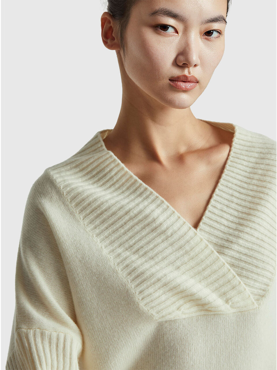 V NECK SWEATER L/S Mujer image number null