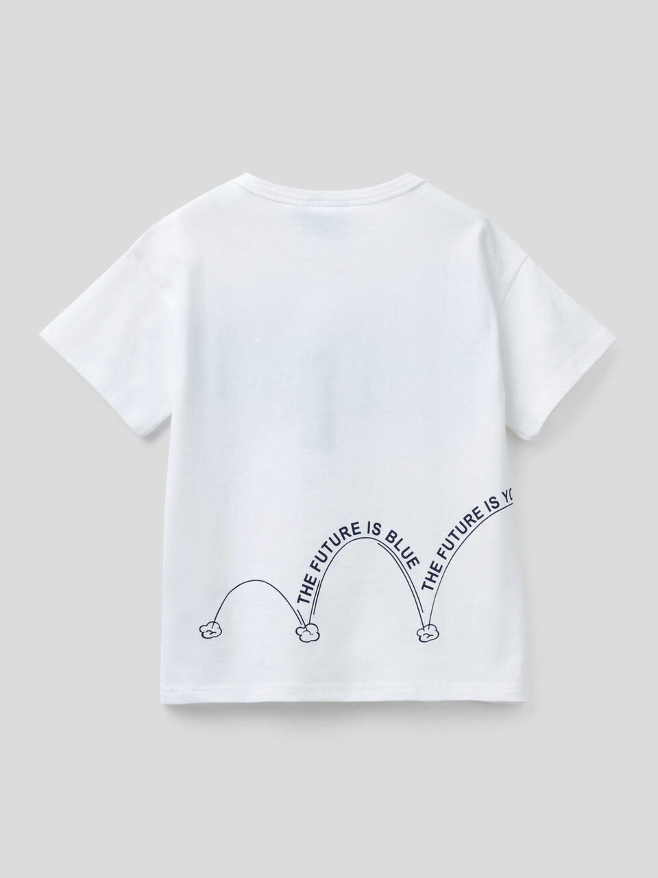 Camiseta boxy con estampado de pitufos image number 2