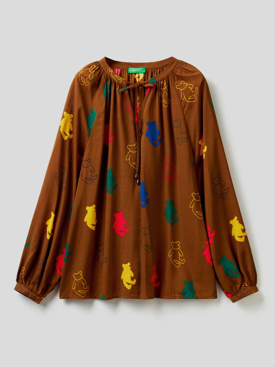 Blusa estampada de viscosa sostenible image number 1
