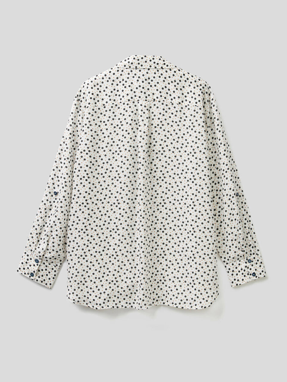Camisa fluida estampada image number 2