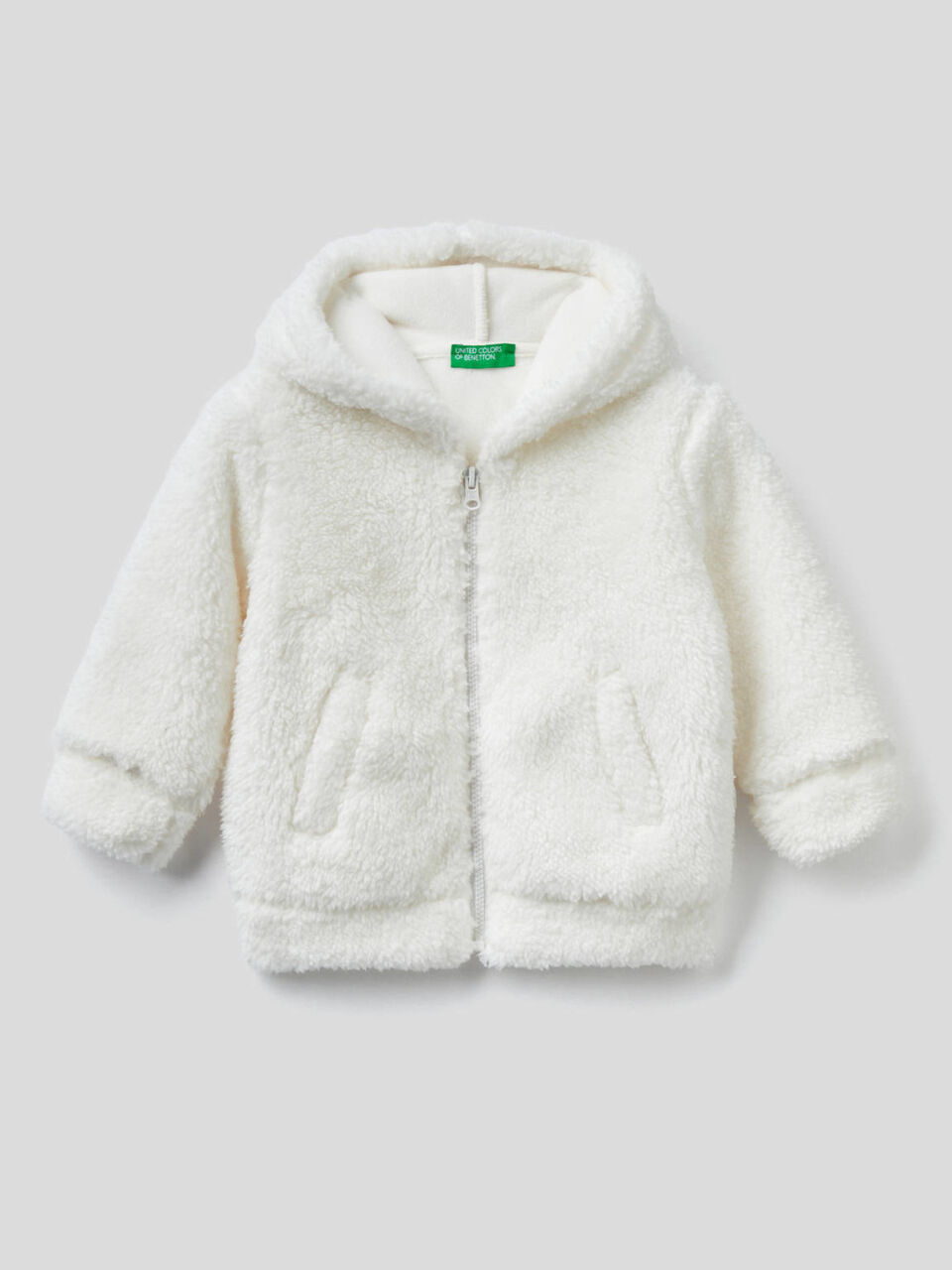 Sudadera efecto peluche con capucha image number 1