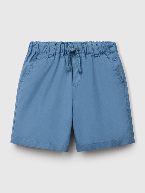 Pantalón corto 100% algodón con cordón. Niño