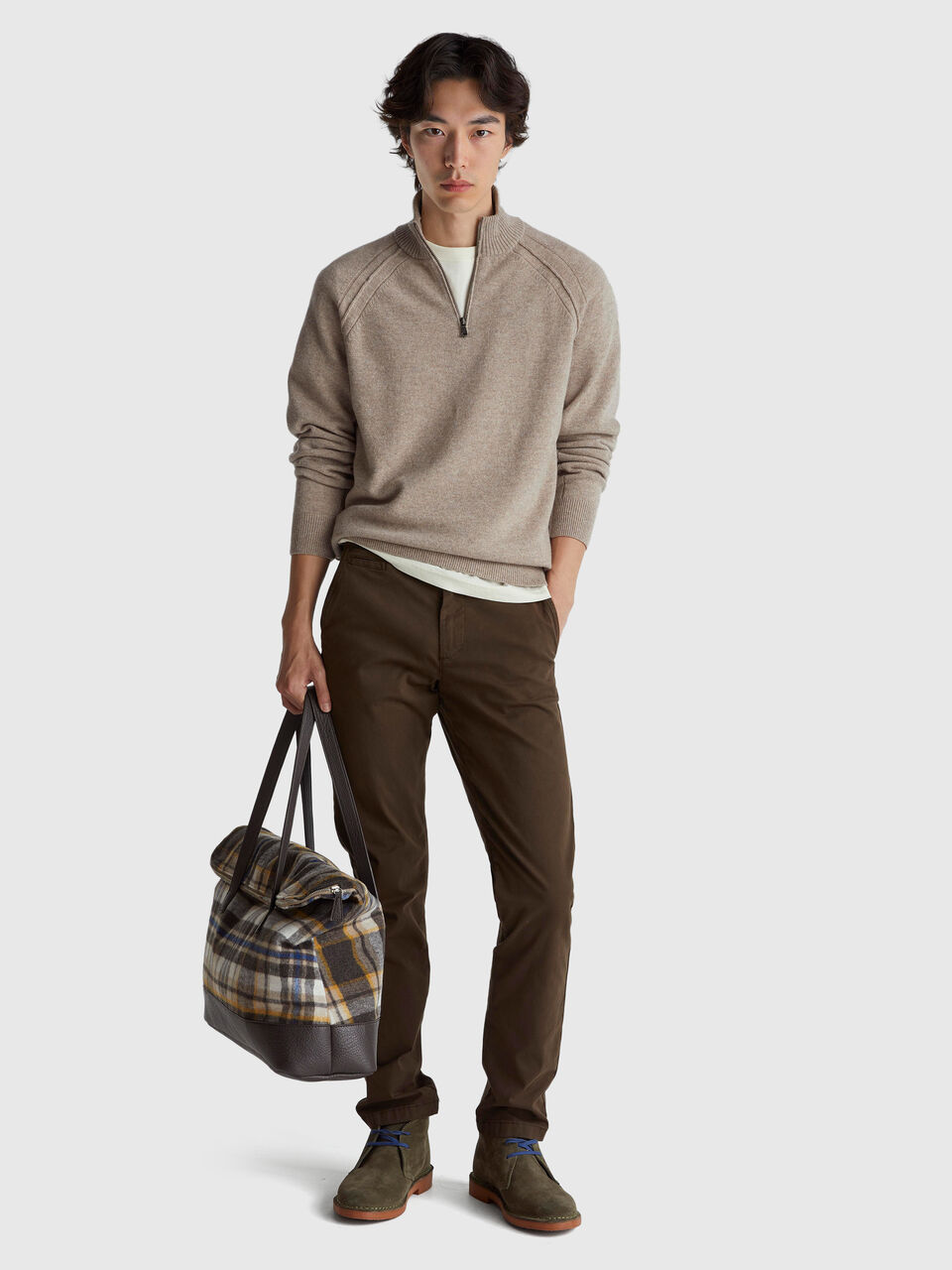 TURTLE NECK SWEATER Hombre image number null