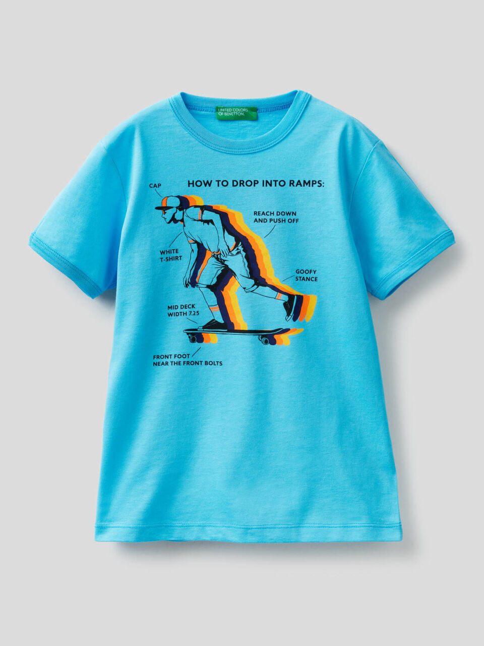 Camiseta con maxiestampado skateboard image number 1