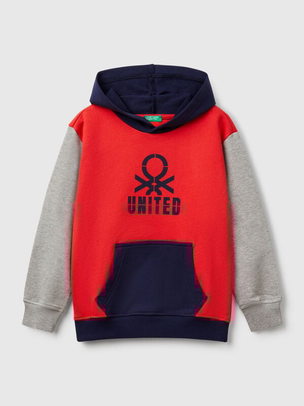 Sudadera con estampado y capucha  Niño