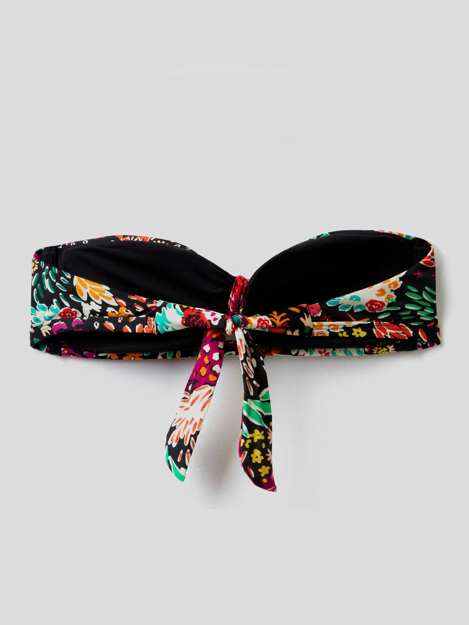 Sujetador de bikini bandeau con estampado tropical image number 2