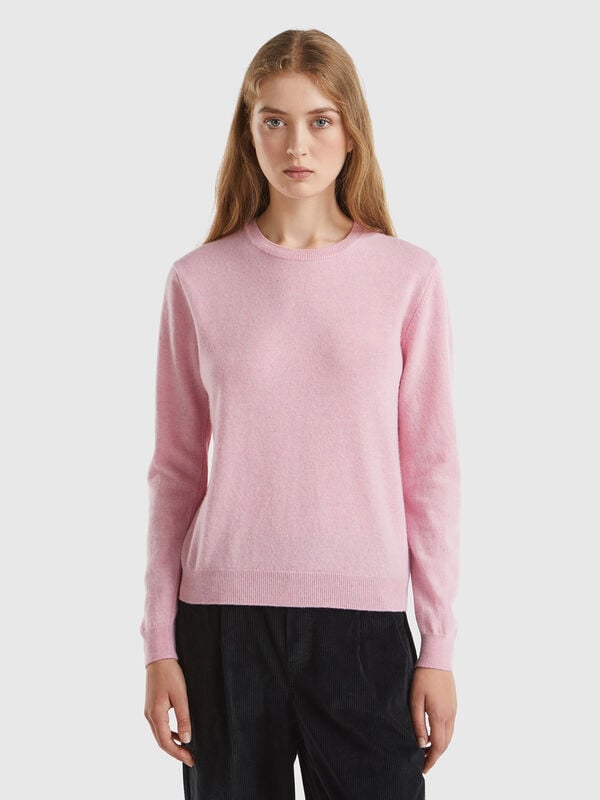 Suéter rosa de cuello redondo en lana merino Mujer