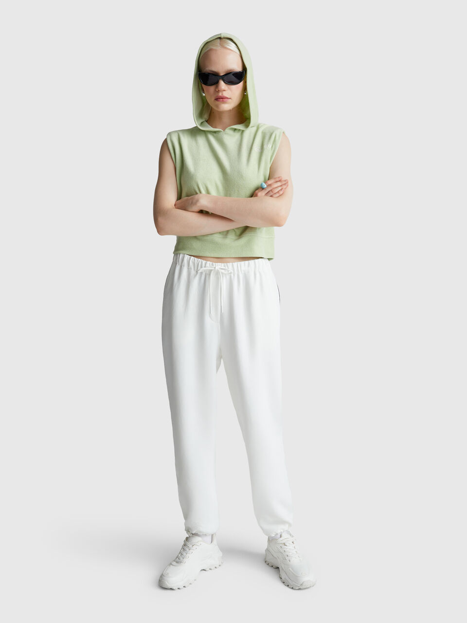 PULLOVER W/HOOD Mujer image number null