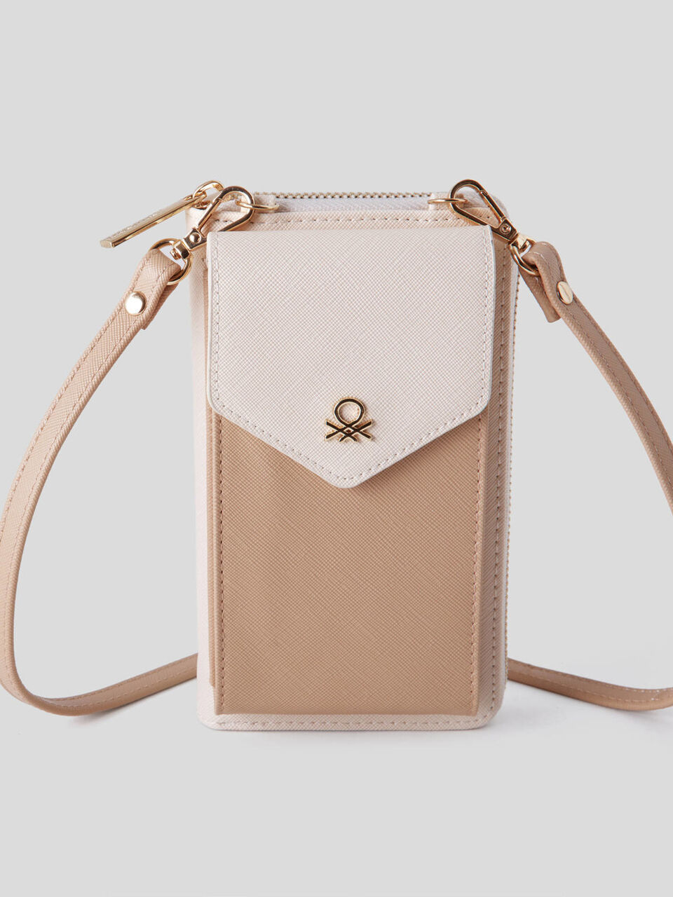 Cartera con bandolera image number null
