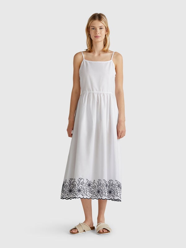Vestido con bordado floral Mujer