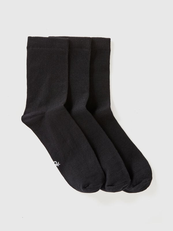 Tres pares de calcetines cortos