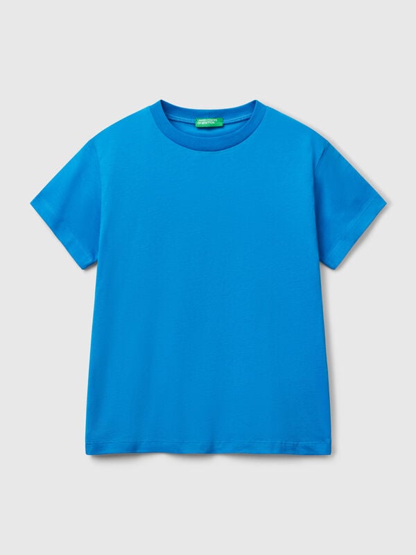 Camiseta de algodón con estampado en la espalda. Niño