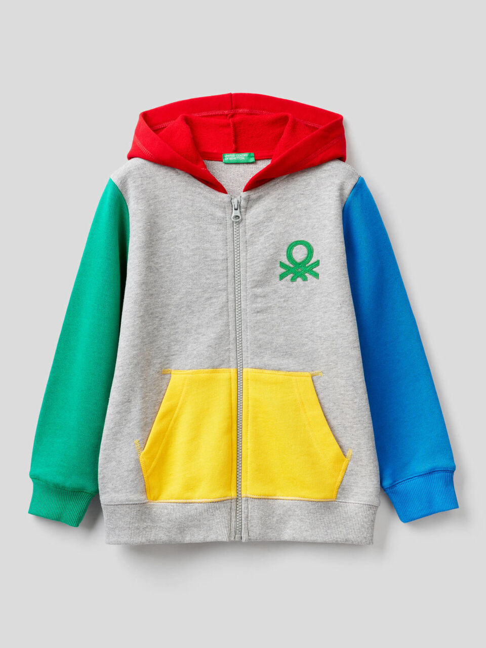 Sudadera con cremallera y capucha image number 1