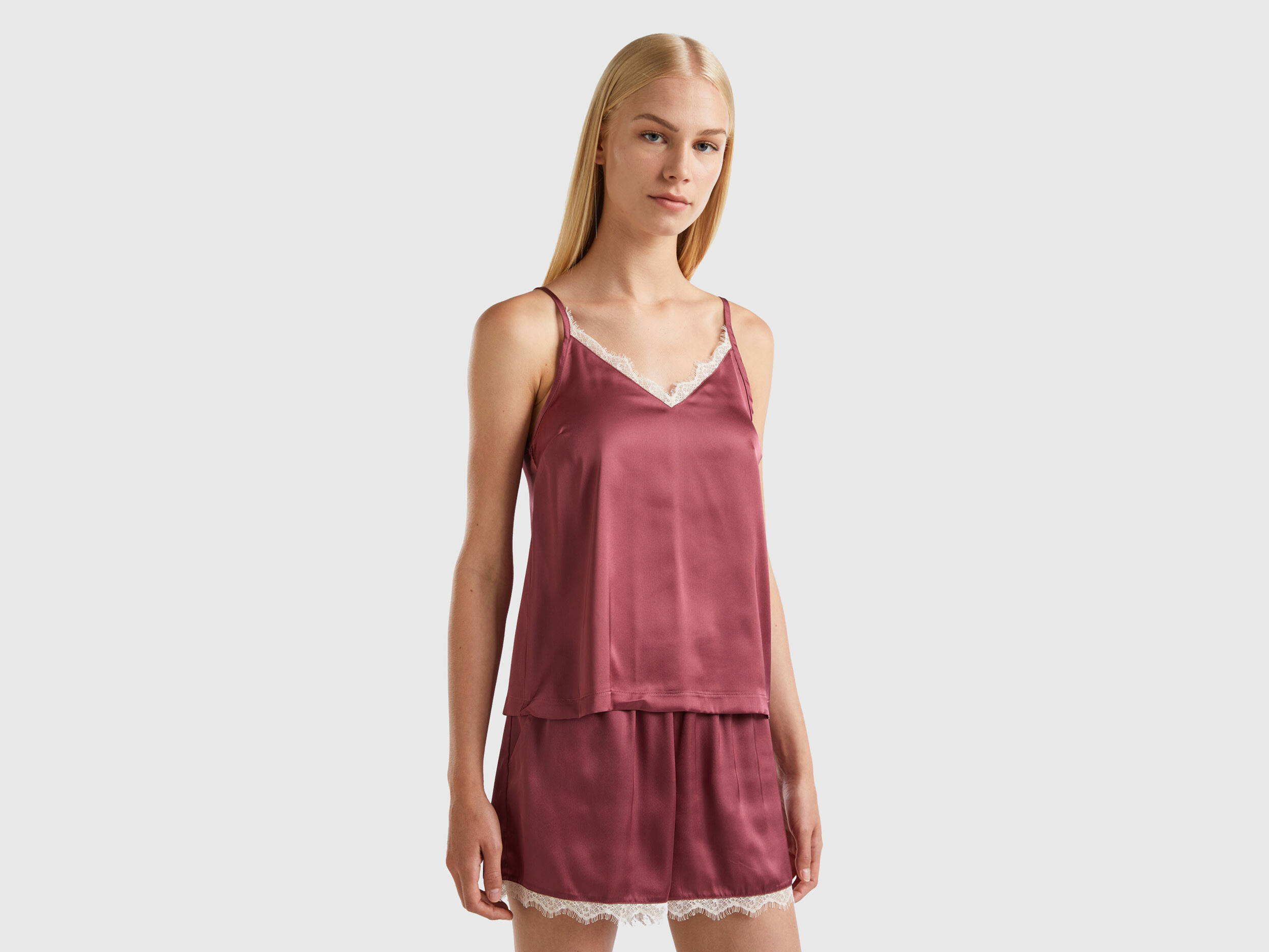 Camiseta top raso tirantes
