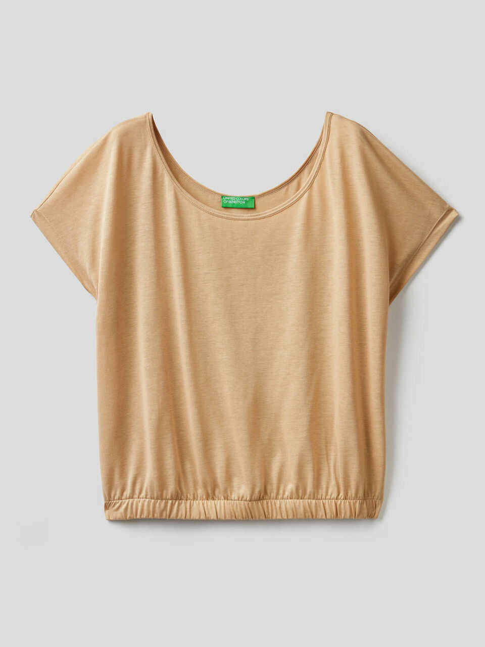 Blusa fluida con escote redondo image number 1