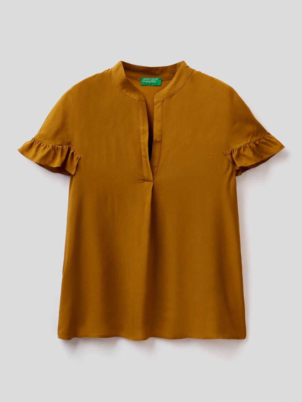 Blusa de manga corta con volante image number 1