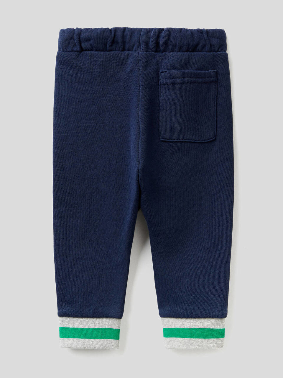 Pantalón de felpa con bordado image number 2