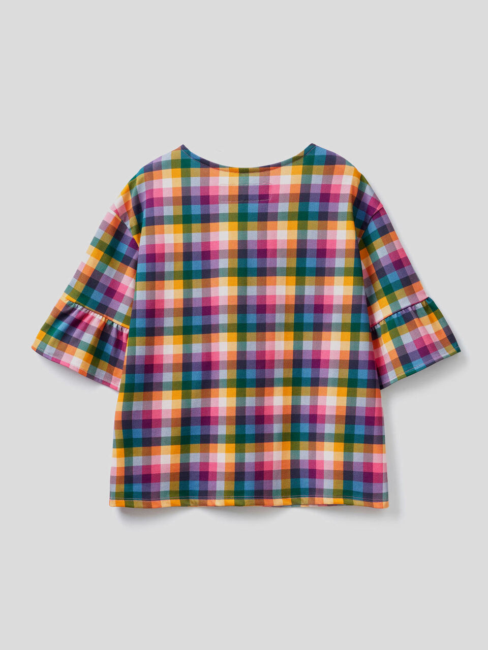 Camiseta de cuadros con volantes en las mangas image number 2