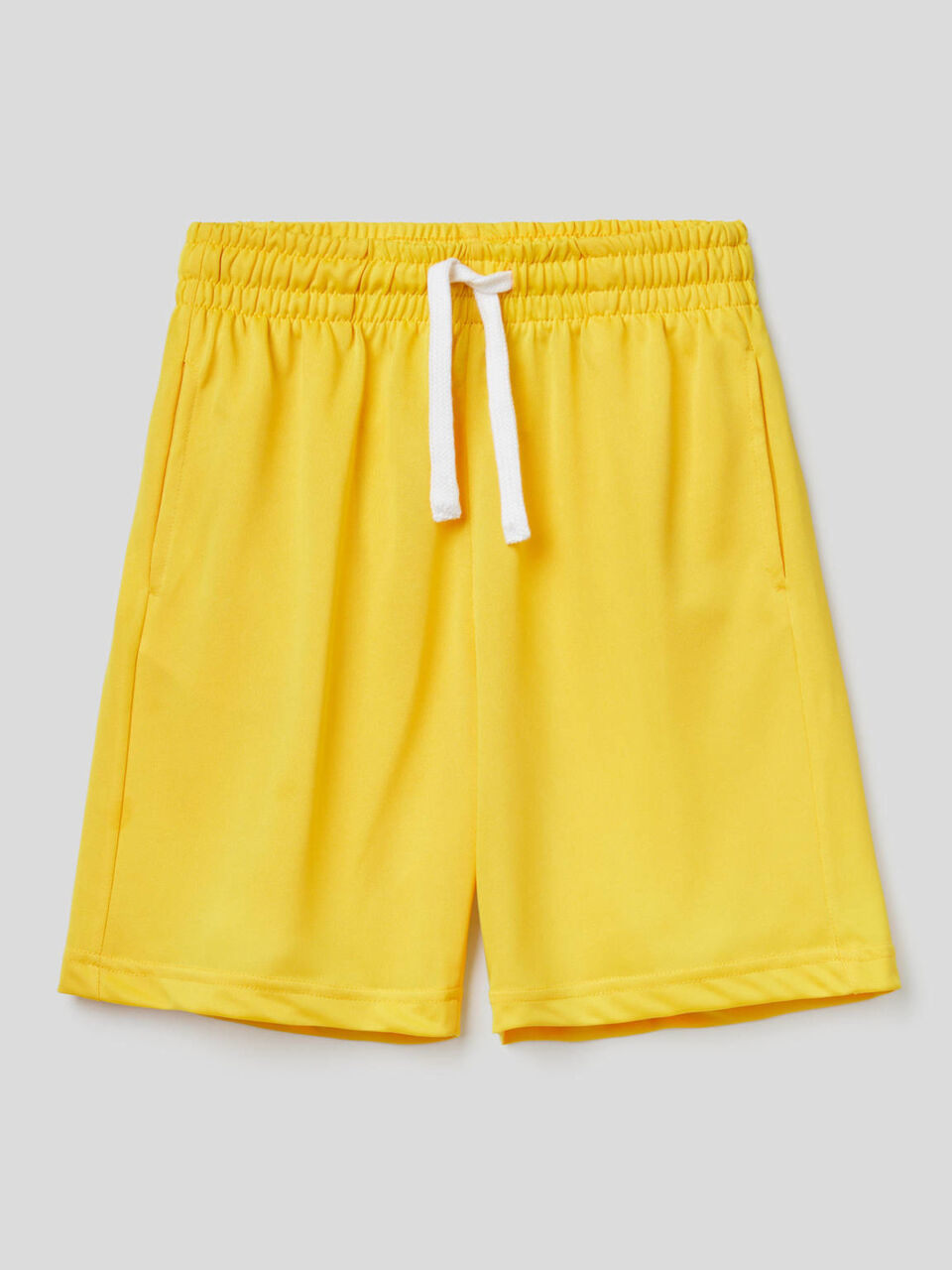 Bermudas con cordón de ajuste image number 1