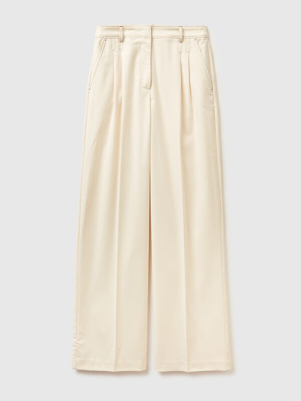 Pantalones de corte regular en mezcla de viscosa Pantalones de corte regular en mezcla de viscosa Mujer