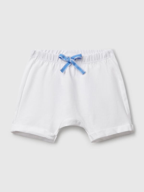 Pantalón corto con parche en la espalda Recién nacidos