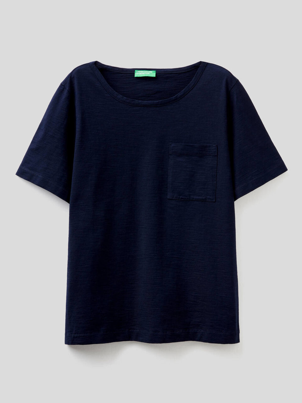 Camiseta lisa con bolsillo image number 1