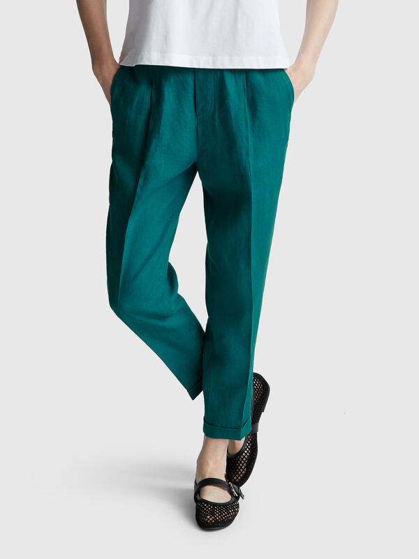Pantalones de corte regular en lino puro Pantalones de corte regular en lino puro Mujer