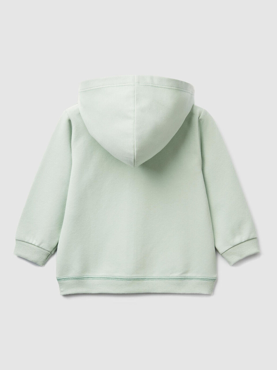 Sudadera con capucha y estampado image number 2