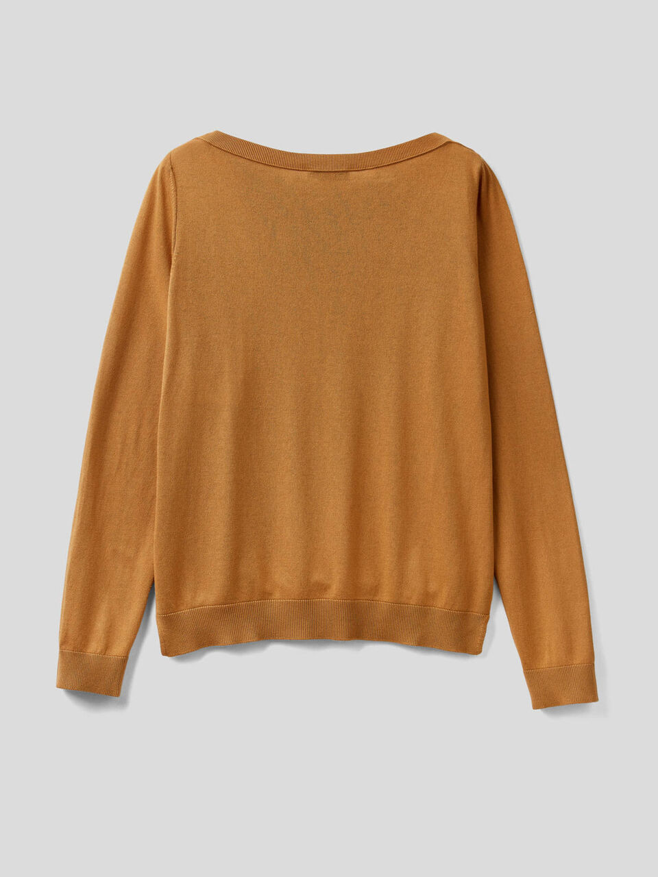 Jersey con escote barco image number 2