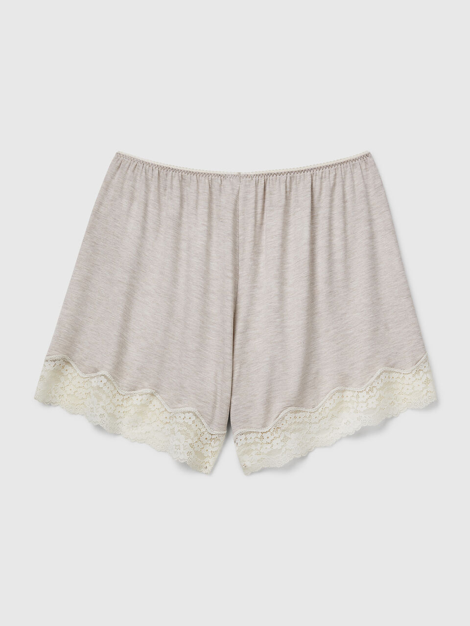 SHORTS Mujer image number 2