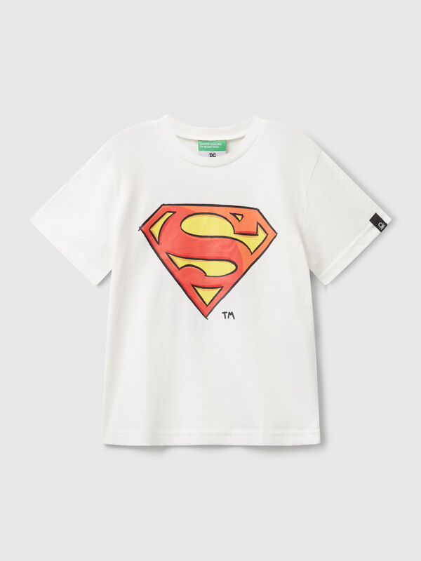 ©&™ Camiseta de Superman de DC Comics Niño