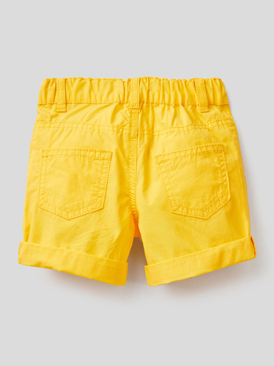 Pantalón corto de 100% algodón image number 2