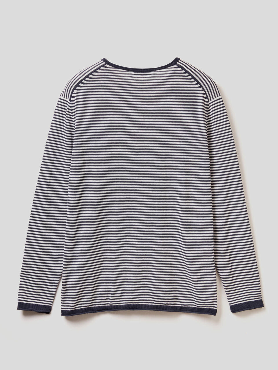 Jersey de rayas finas con cuello redondo image number 2