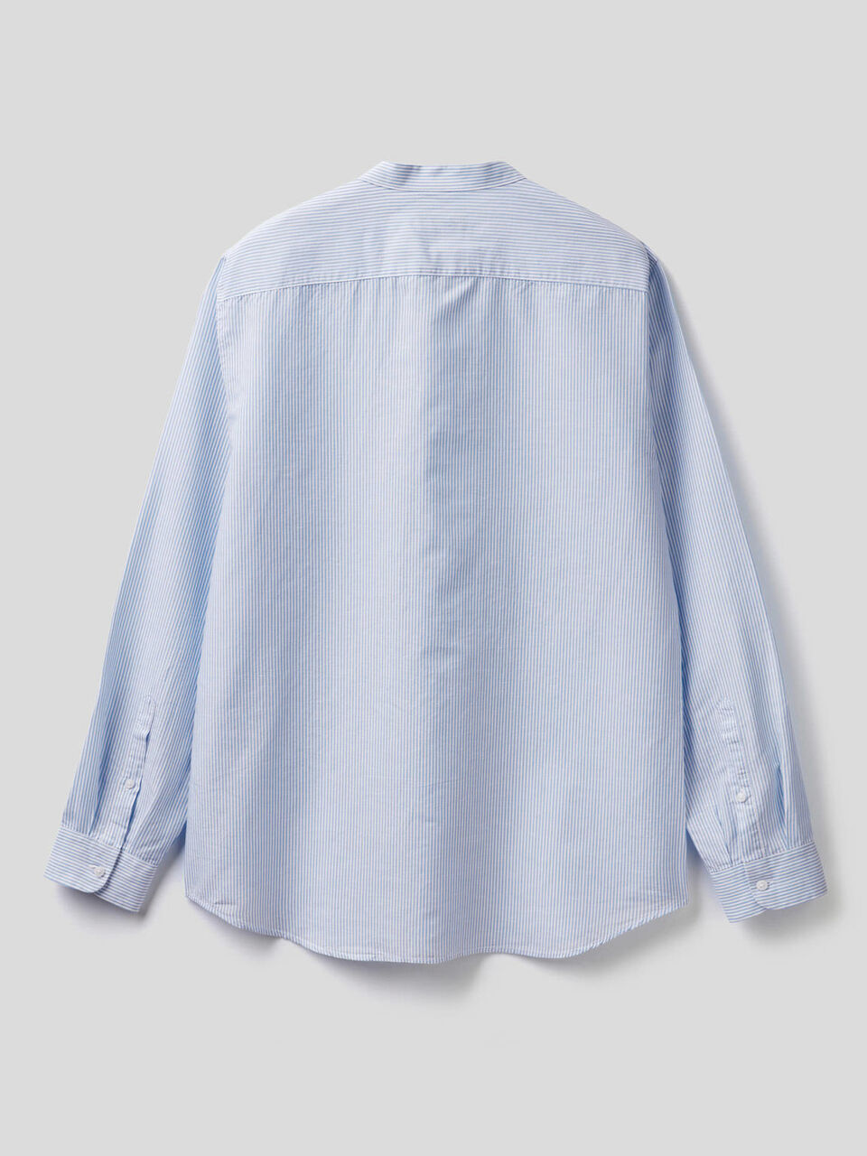 Camisa con cuello mao image number 2
